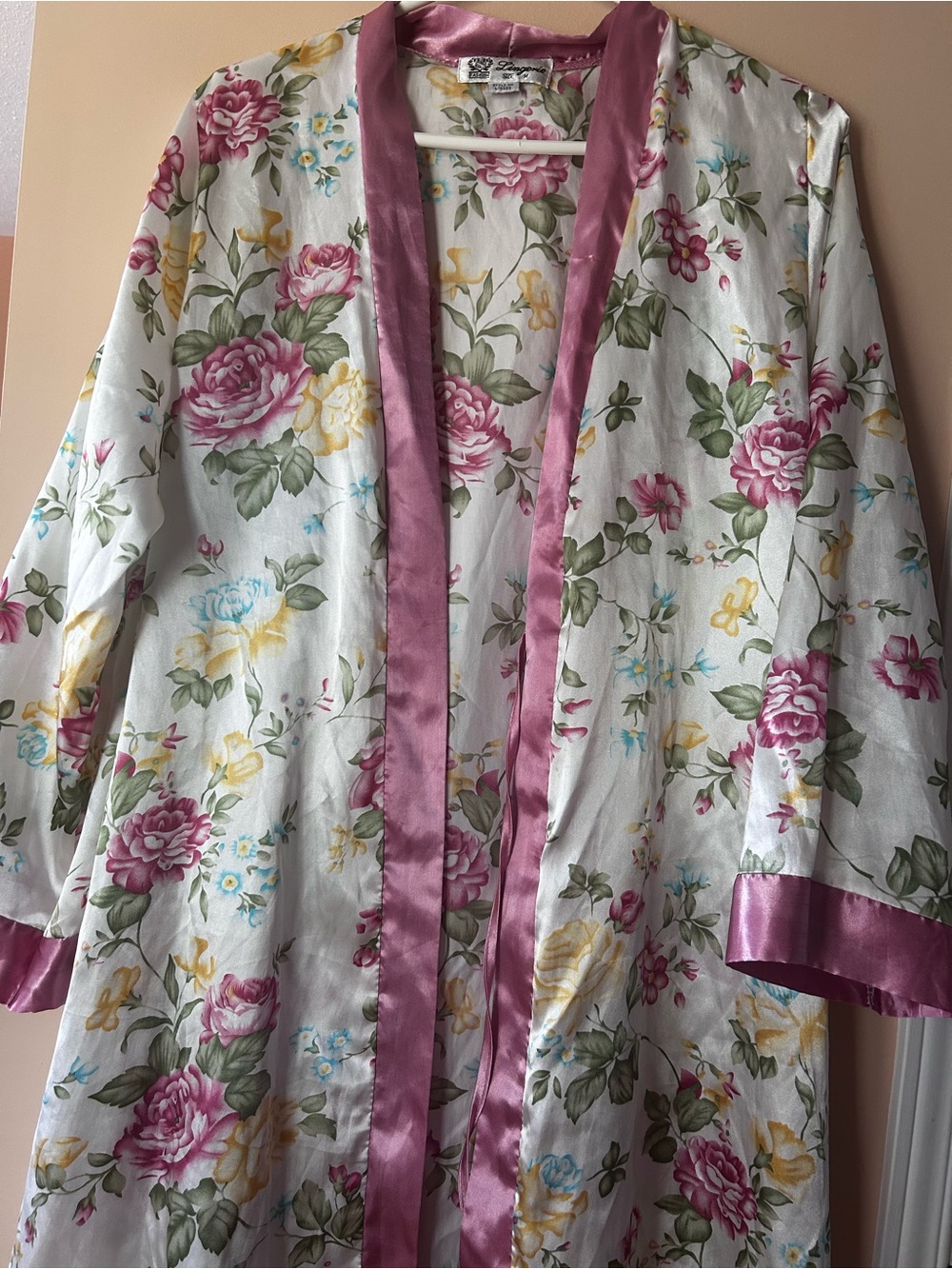 Floral Satin-Trim Robe in White and Rose